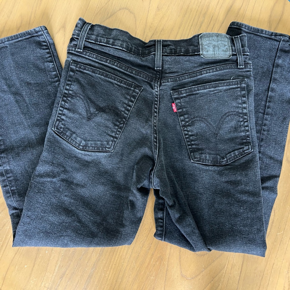 Levi’s wedgie straight jeans